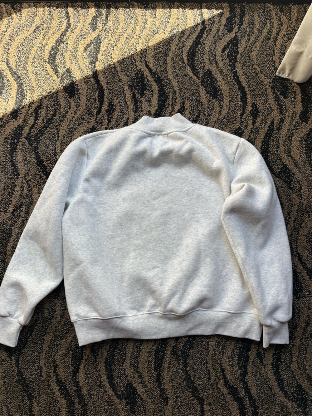 Solidcore Light Gray Mockneck Sweatshirt with Embossed Logo Solidays - Picture 7 of 8
